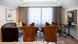 ANEW Hotel Hilton Suite