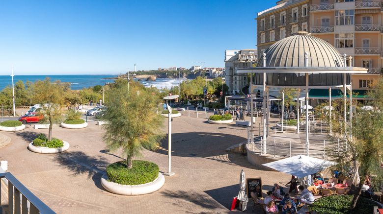 <b>Hotel de L'Ocean Exterior</b>. Images powered by <a href="https://www.leonardoworldwide.com/" title="Leonardo Worldwide" target="_blank">Leonardo</a>.