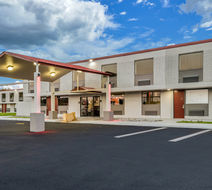 Red Roof Inn Alexandria, LA Exterior