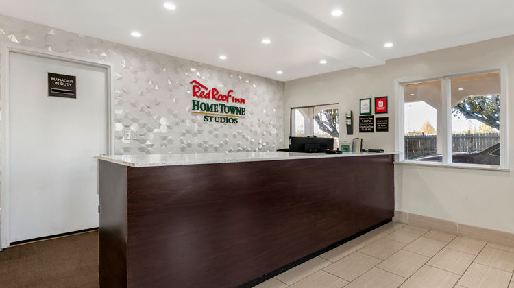 Red Roof Inn Georgetown-Lexington North Lobby