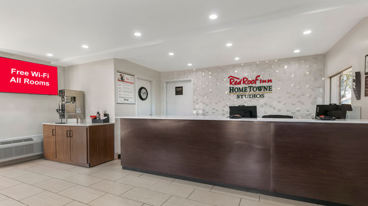 Red Roof Inn Georgetown-Lexington North Lobby