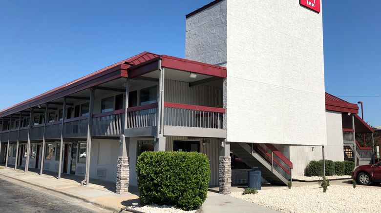 <b>Red Roof Inn Greenville, NC Exterior</b>. Images powered by <a href="https://www.leonardoworldwide.com/" title="Leonardo Worldwide" target="_blank">Leonardo</a>.