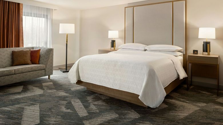 <b>Madison Marriott South Suite</b>. Images powered by <a href="https://www.leonardoworldwide.com/" title="Leonardo Worldwide" target="_blank">Leonardo</a>.