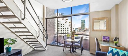 Metro Apartments on Darling Harbour Exterior