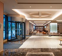 Pestana Chelsea Bridge Hotel & Spa Lobby