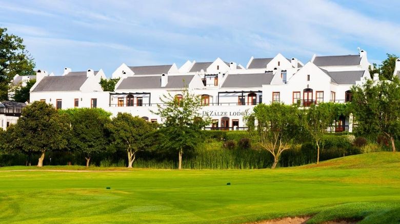 <b>De Zalze Lodge Exterior</b>. Images powered by <a href="https://www.leonardoworldwide.com/" title="Leonardo Worldwide" target="_blank">Leonardo</a>.