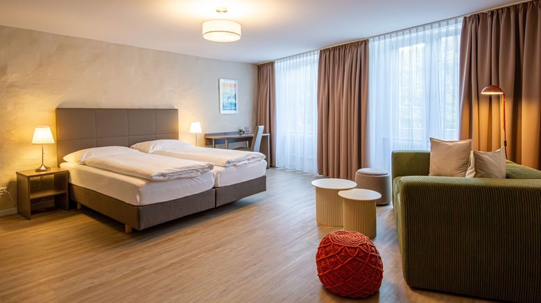 <b>Hotel Kronenhof Room</b>. Images powered by <a href="https://www.leonardoworldwide.com/" title="Leonardo Worldwide" target="_blank">Leonardo</a>.