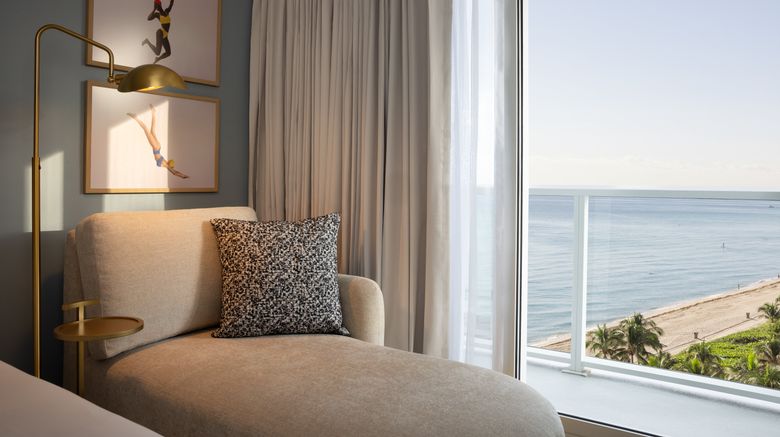 <b>The Sunny Hotel Room</b>. Images powered by <a href="https://www.leonardoworldwide.com/" title="Leonardo Worldwide" target="_blank">Leonardo</a>.