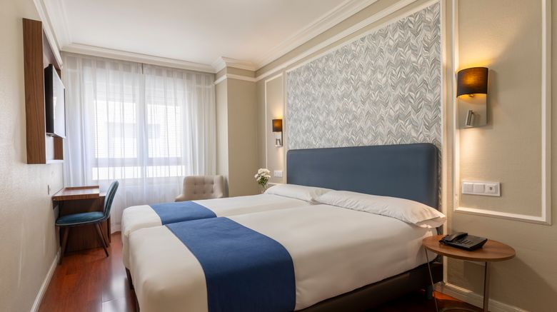 <b>Hotel Corona de Castilla Room</b>. Images powered by <a href="https://www.leonardoworldwide.com/" title="Leonardo Worldwide" target="_blank">Leonardo</a>.