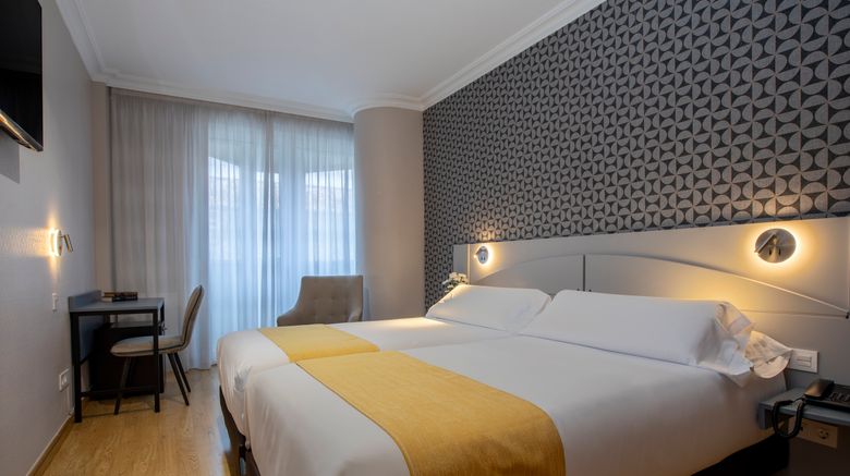 <b>Hotel Corona de Castilla Room</b>. Images powered by <a href="https://www.leonardoworldwide.com/" title="Leonardo Worldwide" target="_blank">Leonardo</a>.