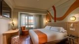 Hotel Corona de Castilla Room