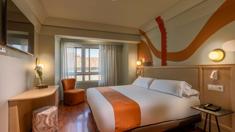 <b>Hotel Corona de Castilla Room</b>. Images powered by <a href="https://www.leonardoworldwide.com/" title="Leonardo Worldwide" target="_blank">Leonardo</a>.