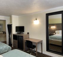 The Inn at Baechtel Creek Room