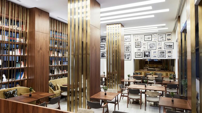 <b>Electra Metropolis Athens Restaurant</b>. Images powered by <a href="https://www.leonardoworldwide.com/" title="Leonardo Worldwide" target="_blank">Leonardo</a>.