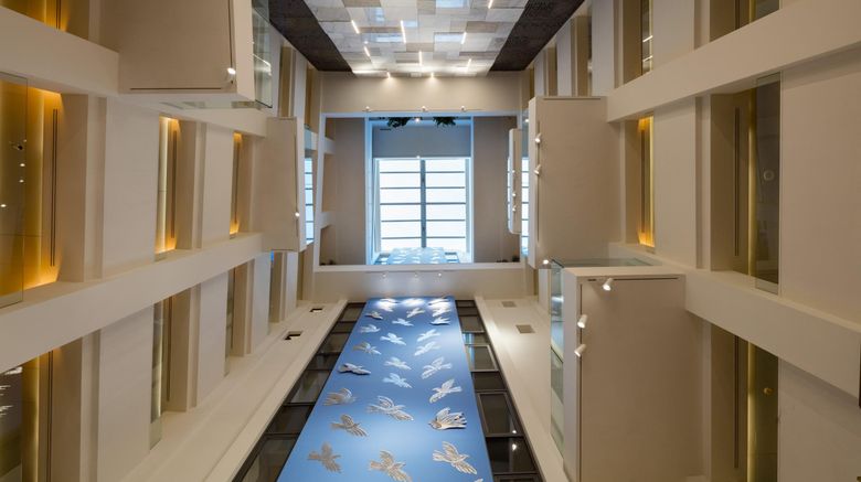 <b>Electra Metropolis Athens Lobby</b>. Images powered by <a href="https://www.leonardoworldwide.com/" title="Leonardo Worldwide" target="_blank">Leonardo</a>.