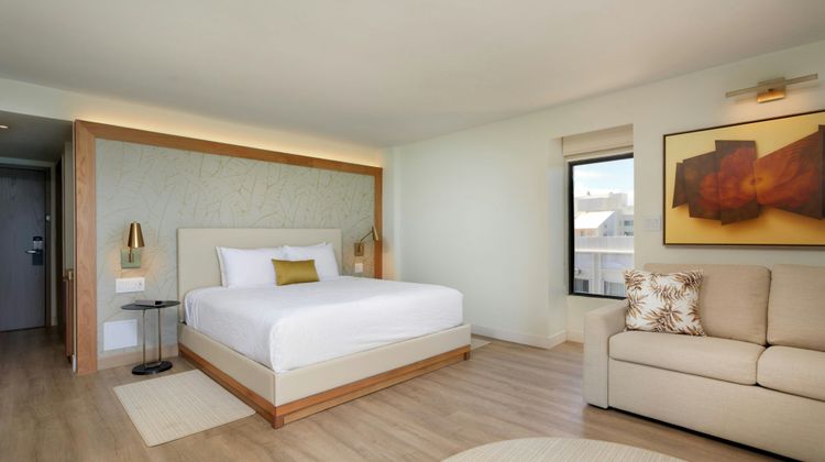 Courtyard Isla Verde Beach Resort Suite