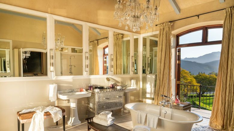 <b>La Residence Room</b>. Images powered by <a href="https://www.leonardoworldwide.com/" title="Leonardo Worldwide" target="_blank">Leonardo</a>.