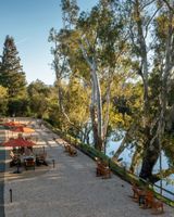 River Terrace Inn
