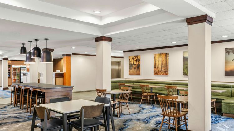 Fairfield Inn & Suites Marion Restaurant