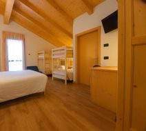 Hotel Bleis Room