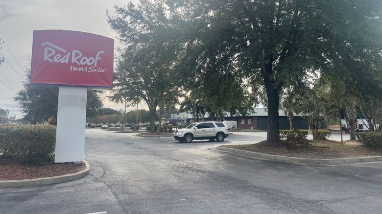 Red Roof Inn  and  Suites Hinesville Exterior. Images powered by <a href="https://www.leonardoworldwide.com" target="_blank" rel="noopener">Leonardo</a>.