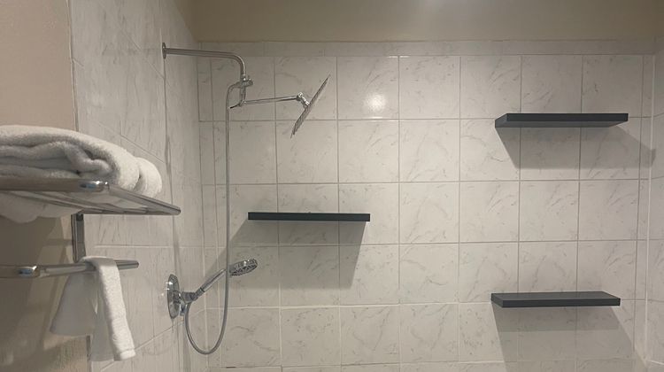 Red Roof Inn & Suites Hinesville Room