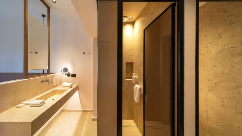 <b>Cabu Hotel Rhodes Room</b>. Images powered by <a href="https://www.leonardoworldwide.com/" title="Leonardo Worldwide" target="_blank">Leonardo</a>.