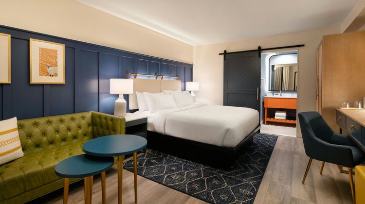 Tiller House, Laguna Hills Room