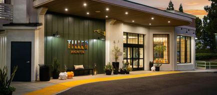 Tiller House, Laguna Hills Exterior