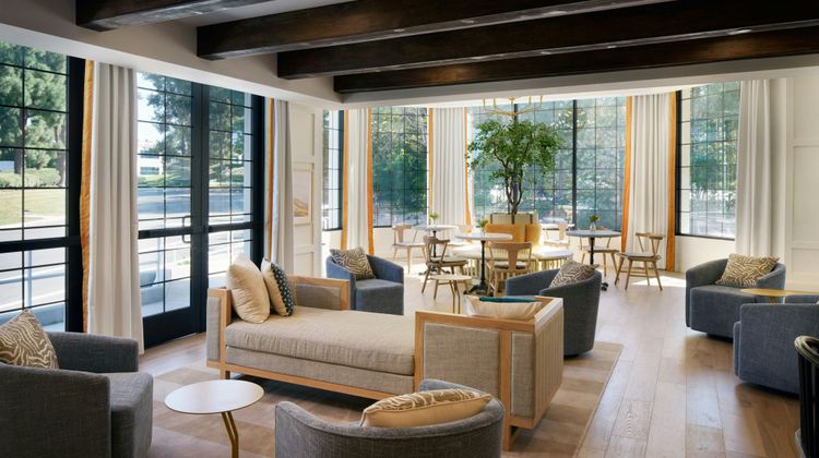 Tiller House, Laguna Hills Lobby