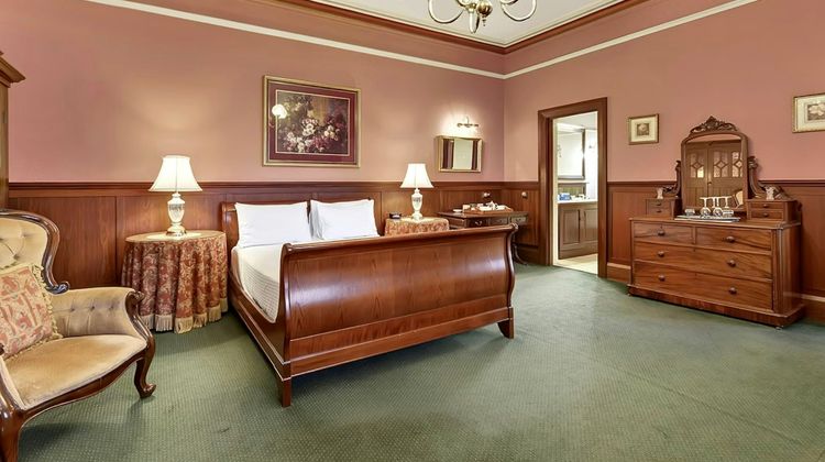The Clifton Motel Room