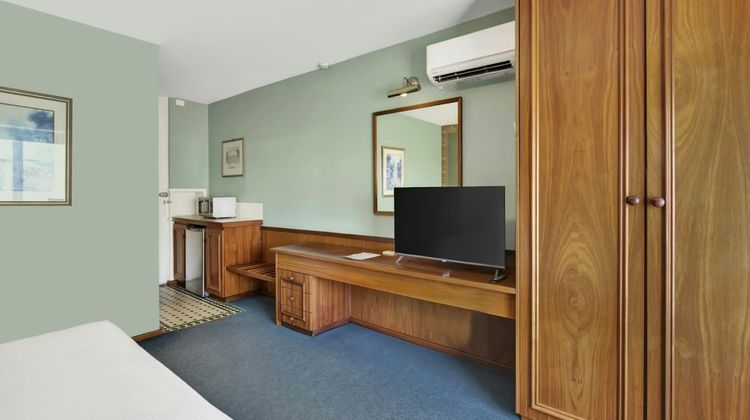 The Clifton Motel Room