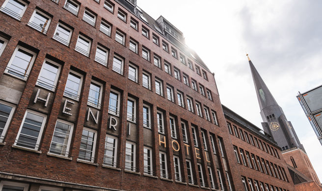 Henri Hotel Hamburg Downtown Exterior