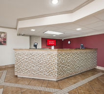 Red Roof Inn College Station Lobby