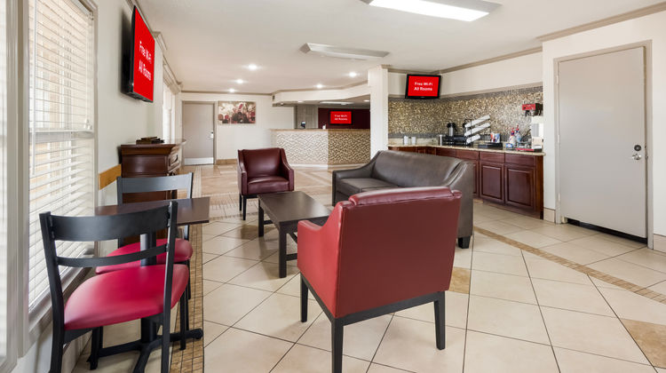Red Roof Inn College Station Restaurant