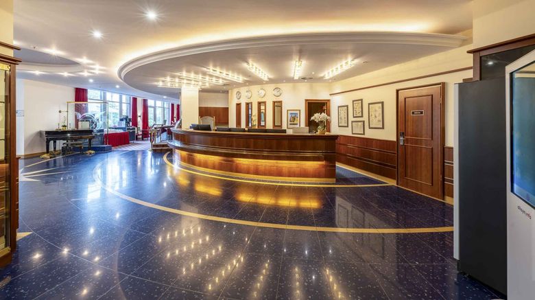 <b>PLAZA Premium Schwerin Lobby</b>. Images powered by <a href="https://www.leonardoworldwide.com/" title="Leonardo Worldwide" target="_blank">Leonardo</a>.