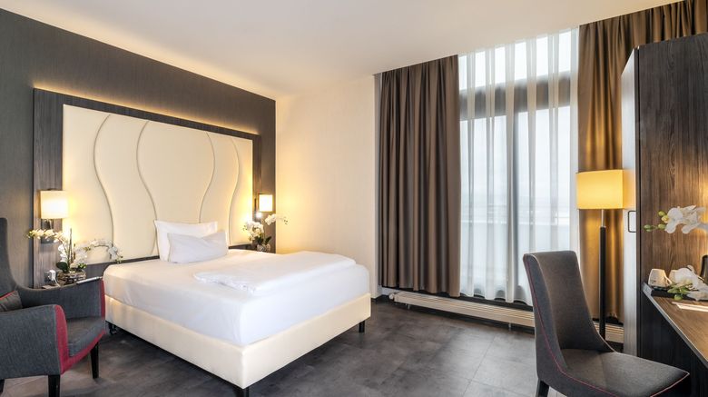 <b>Plaza Hotel Mannheim Room</b>. Images powered by <a href="https://www.leonardoworldwide.com/" title="Leonardo Worldwide" target="_blank">Leonardo</a>.