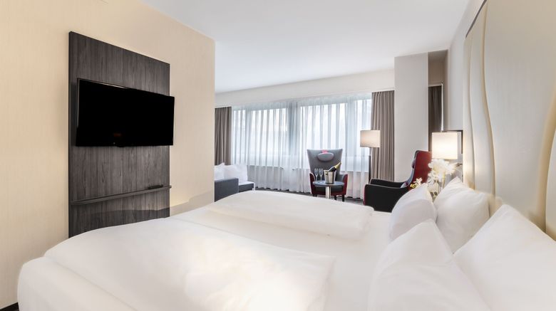 <b>Plaza Hotel Mannheim Room</b>. Images powered by <a href="https://www.leonardoworldwide.com/" title="Leonardo Worldwide" target="_blank">Leonardo</a>.