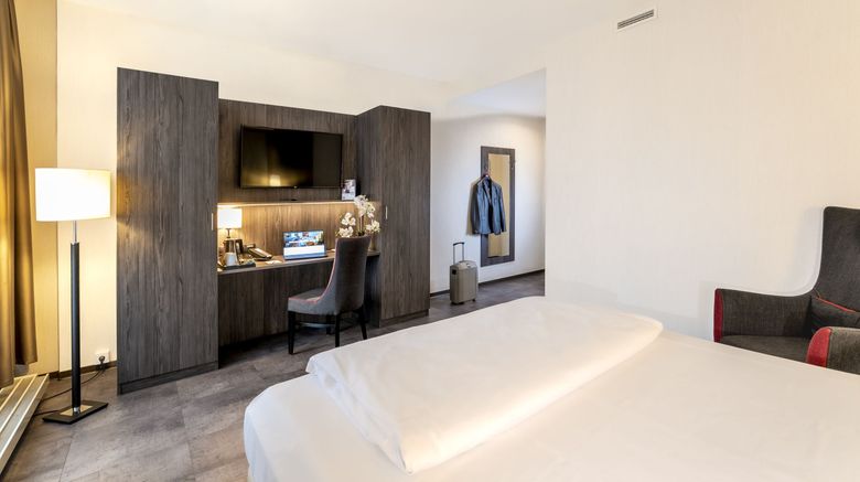 <b>Plaza Hotel Mannheim Room</b>. Images powered by <a href="https://www.leonardoworldwide.com/" title="Leonardo Worldwide" target="_blank">Leonardo</a>.