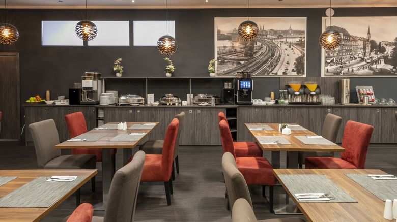 <b>Plaza Hotel Mannheim Restaurant</b>. Images powered by <a href="https://www.leonardoworldwide.com/" title="Leonardo Worldwide" target="_blank">Leonardo</a>.
