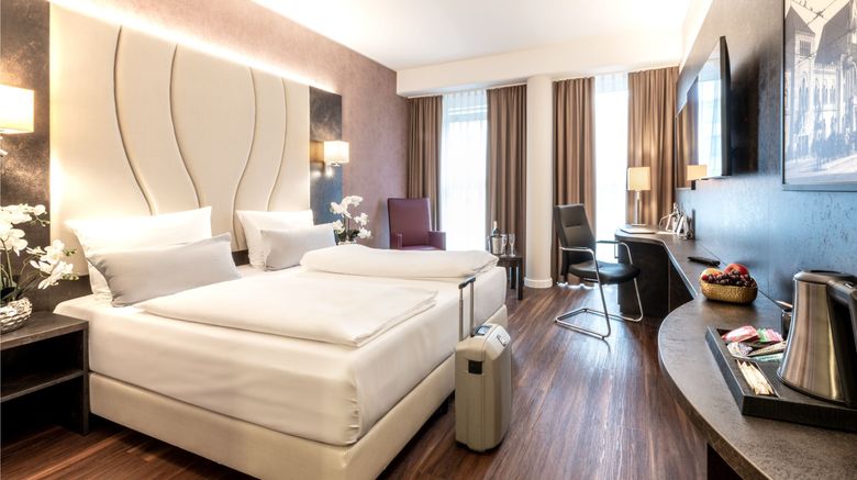 <b>PLAZA Premium Berlin Kurfurstendamm Room</b>. Images powered by <a href="https://www.leonardoworldwide.com/" title="Leonardo Worldwide" target="_blank">Leonardo</a>.