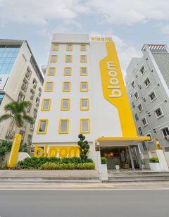 Bloom Hotel - Cyber Towers