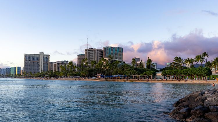 Wyndham Waikiki Beach Walk Beach