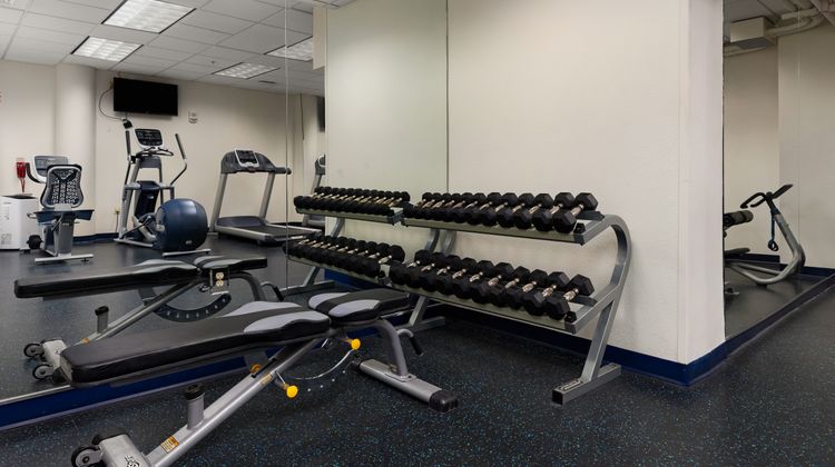 Wyndham Waikiki Beach Walk Health Club