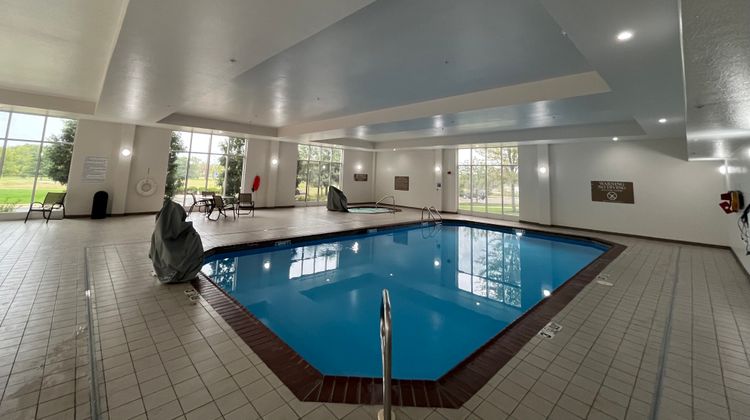Holiday Inn Pool