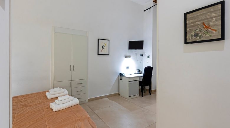 <b>Hotel Duomo Exterior</b>. Images powered by <a href="https://www.leonardoworldwide.com/" title="Leonardo Worldwide" target="_blank">Leonardo</a>.