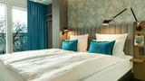 Motel One Bonn-Hauptbahnhof Room