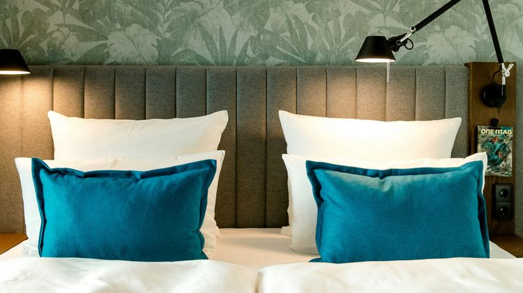 Motel One Bonn-Hauptbahnhof Room