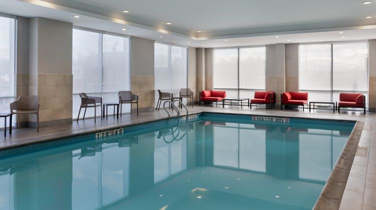 avid Hotel Toronto - Vaughan Southwest Pool