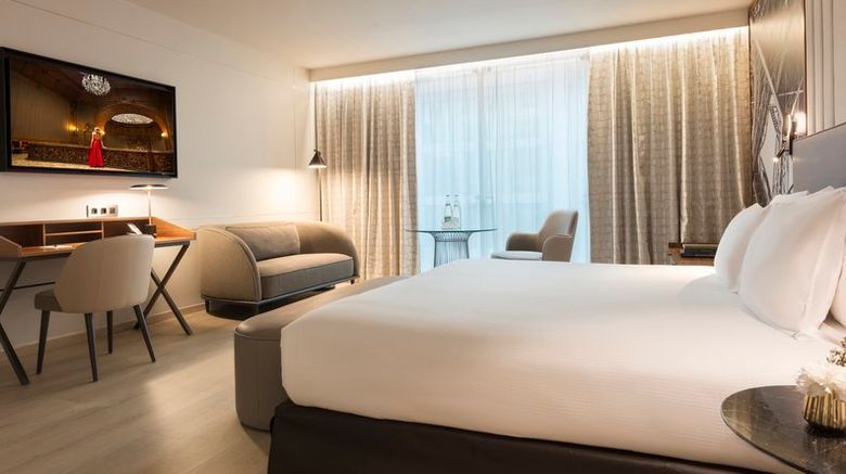 <b>La Clef Tour Eiffel Suite</b>. Images powered by <a href="https://www.leonardoworldwide.com/" title="Leonardo Worldwide" target="_blank">Leonardo</a>.